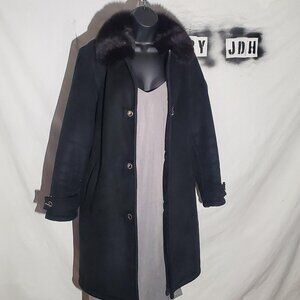 Dana Buchman Faux Suede Coat with Faux Fur Collar -top toggle missing– Size M